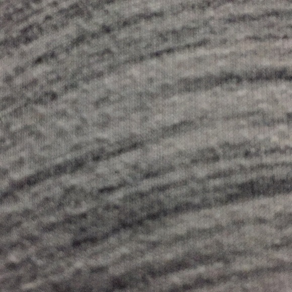 Meet your Posher, Jenn - Picture 1 of 1